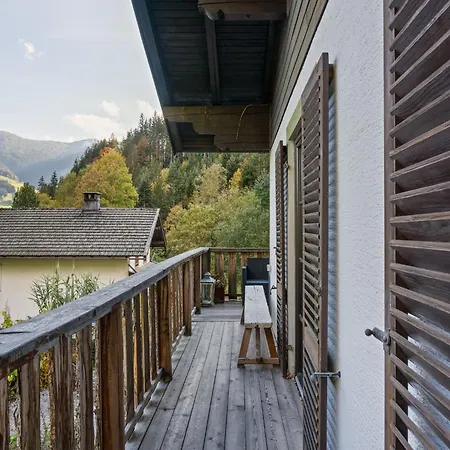 בקתה In Near Lifts לאוגנג